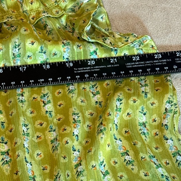 Maison d’ Amelie of Paris Green lightweight Floral Ruffle  Blouse Boho Top Large - Picture 7 of 7